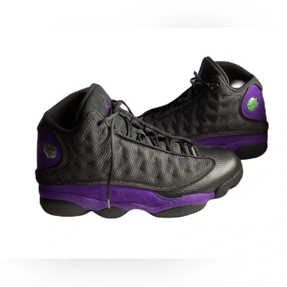 Jordan 13 Retro Court Purple. Size 13 - Picture 6 of 8
